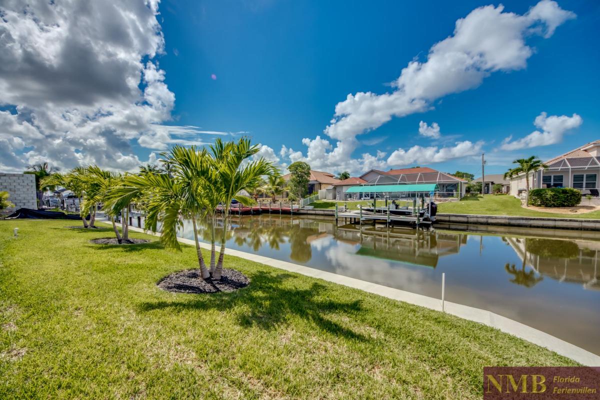 Ferienhaus-Cape-Coral-Bon Voyage_69-Backyard